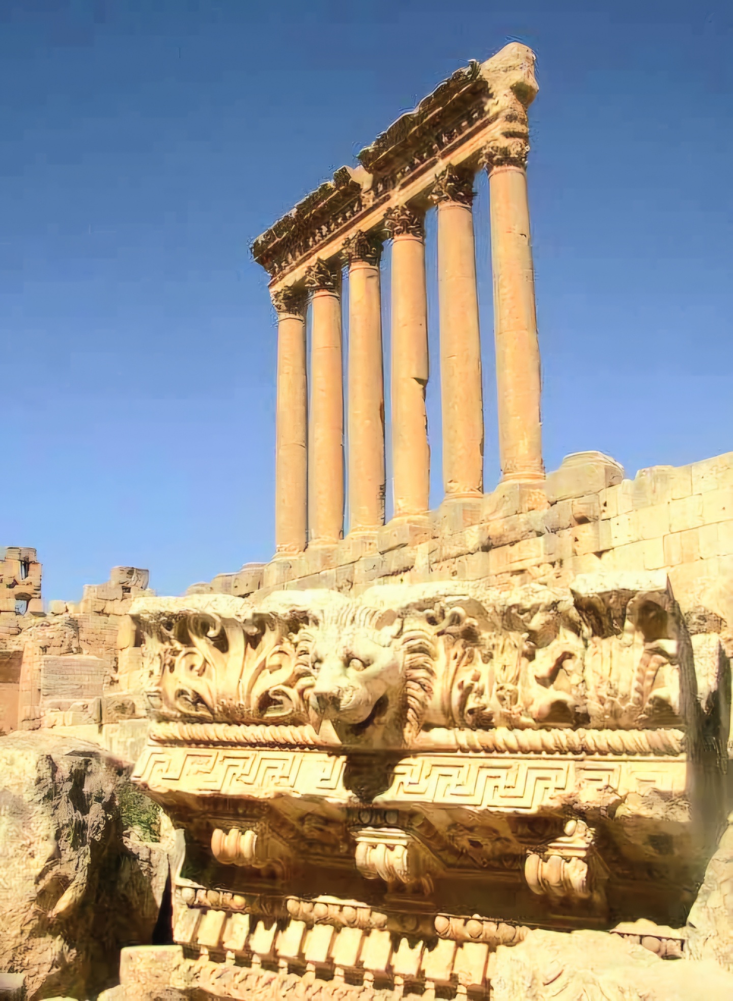 Baalbek Columns diamond painting kit by Puzzling Gems